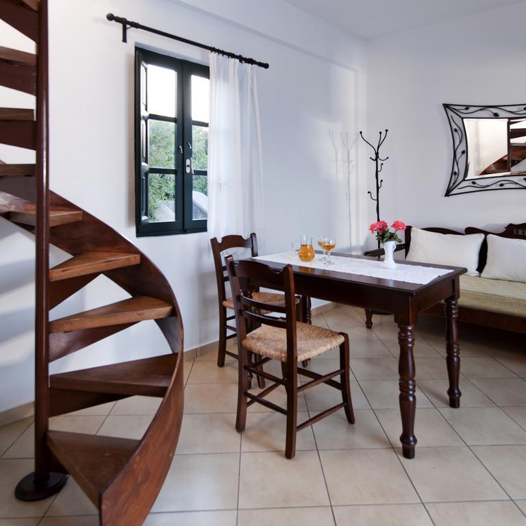 Anthonas Apartments Imerovígli Kültér fotó