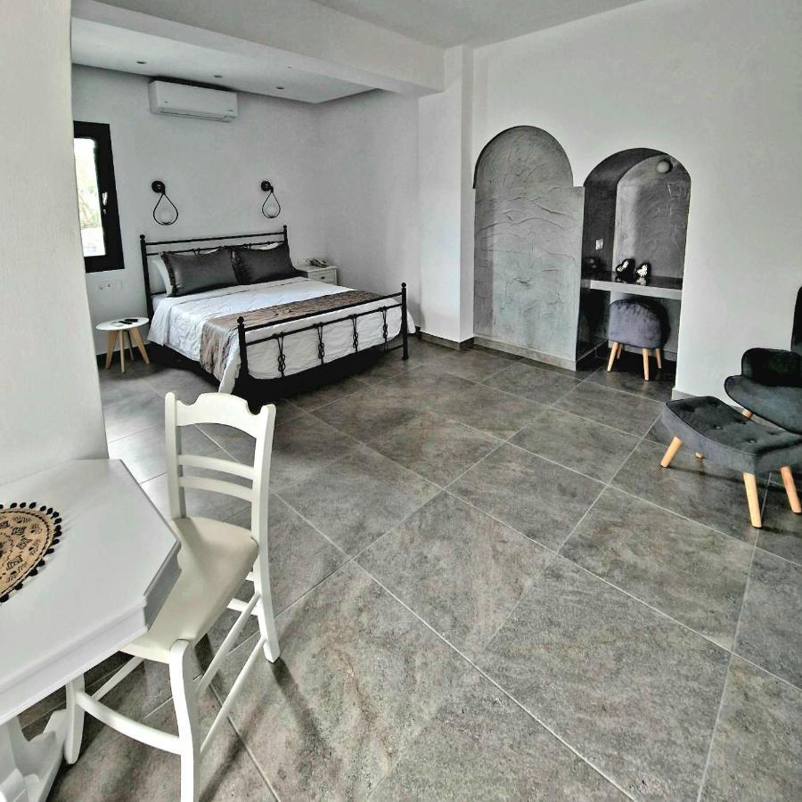 Anthonas Apartments Imerovígli Kültér fotó
