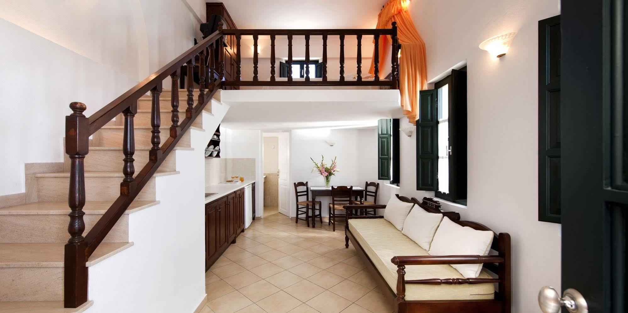 Anthonas Apartments Imerovígli Kültér fotó
